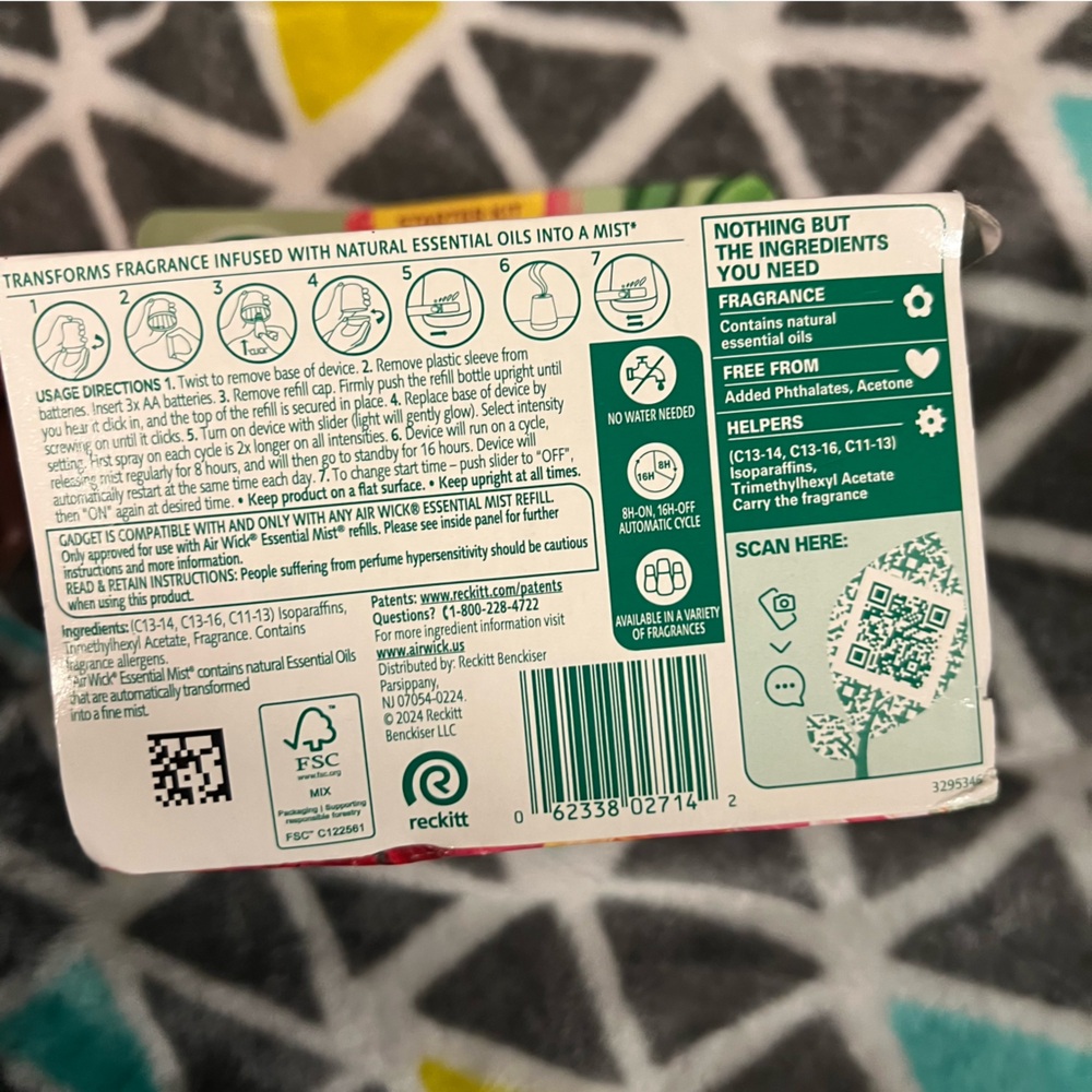 Lush Honeysuckle & Raspberry air wick essentials diffuser - Picture 3 of 3